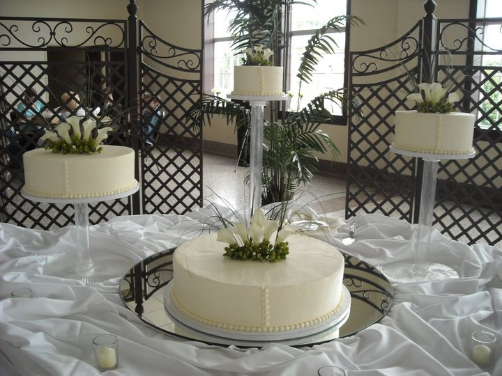 Wedding Cakes Dayton Ohio
 The Cakery Wedding Cake Dayton OH WeddingWire