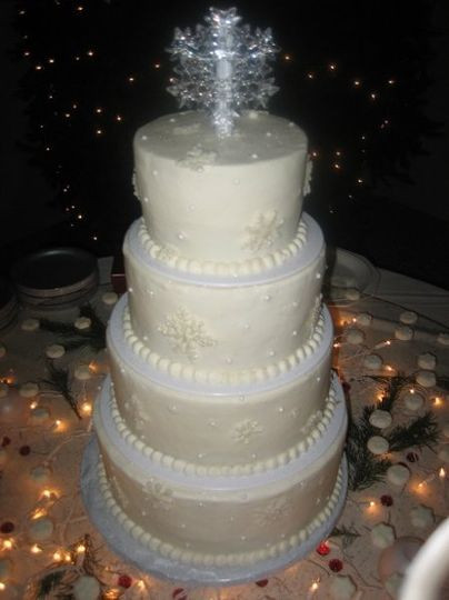 Wedding Cakes Des Moines
 Carefree Patisserie Wedding Cake West Des Moines IA