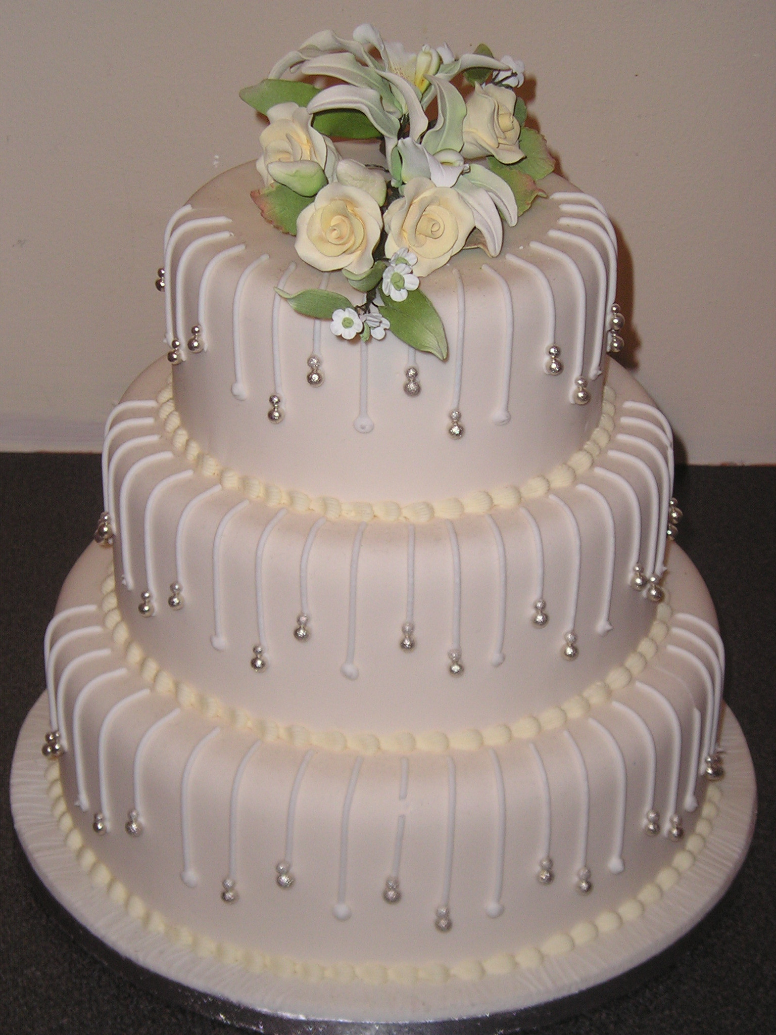 Wedding Cakes Design
 wedding cake toppers Small Wedding Cake Toppers