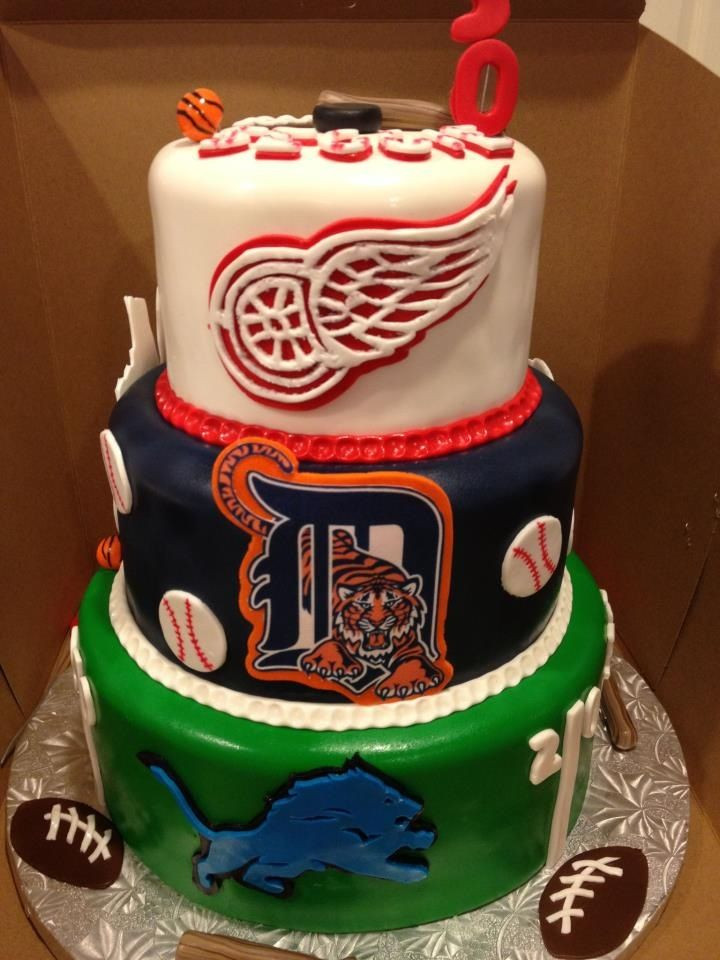 Wedding Cakes Detroit
 Perfect wedding cake for the Ultimate Detroit Sports Fan