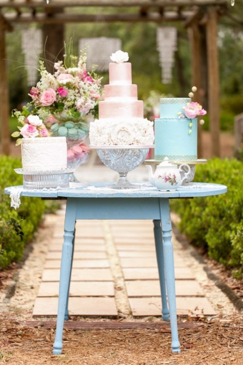 Wedding Cakes Display Ideas
 How To Display Multiple Wedding Cakes 27 Amazing Ideas