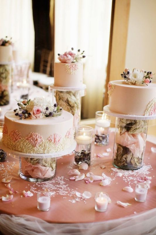 Wedding Cakes Display Ideas
 Picture How To Display Multiple Wedding Cakes 27