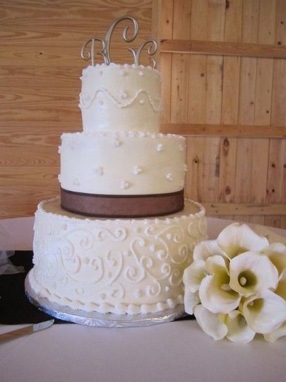 Wedding Cakes Dothan Al
 Delectable Edibles & More Wedding Cake Dothan AL