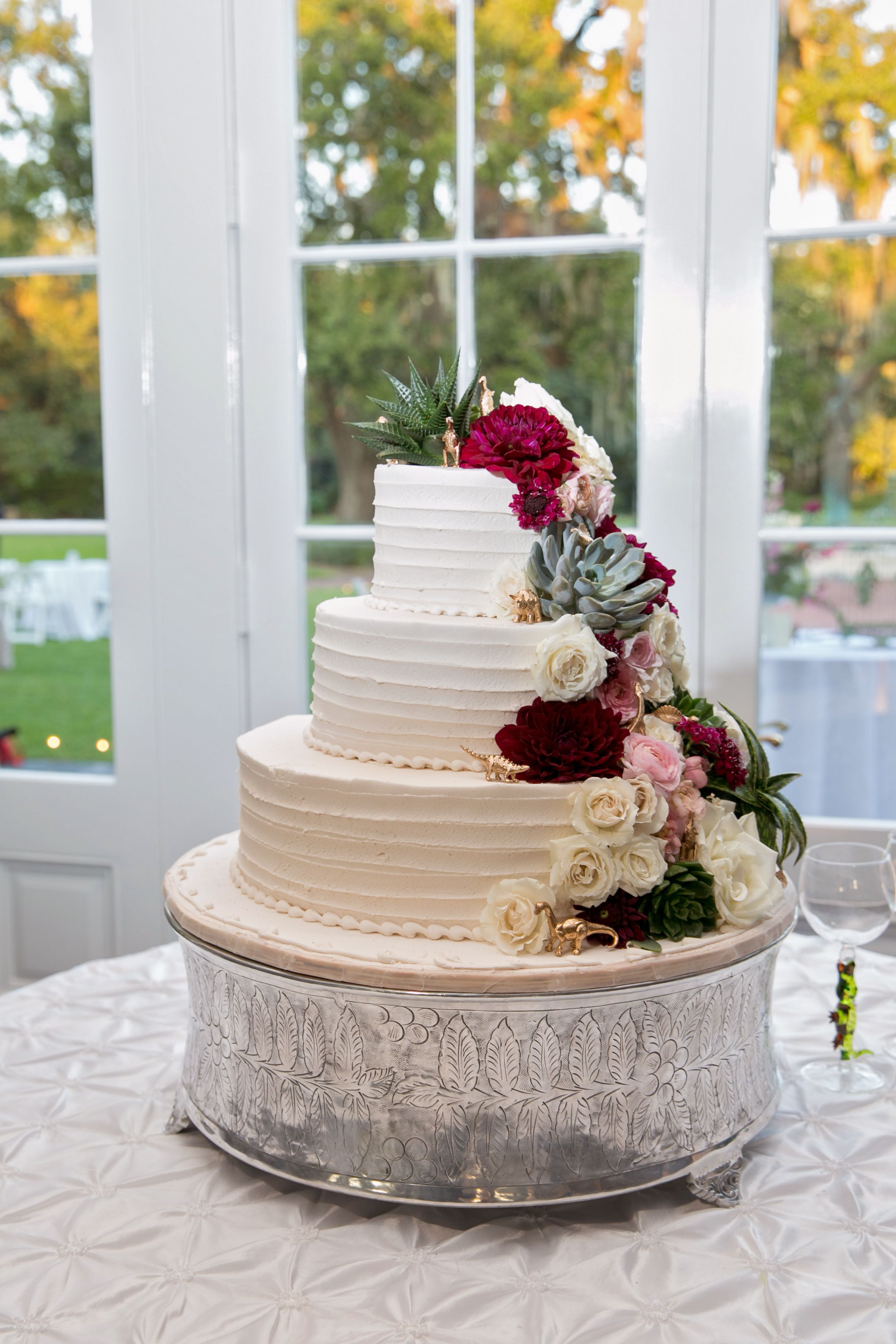 Wedding Cakes Eau Claire Wi
 Succulents Dinosaurs Dahlias Roses and ranunculus