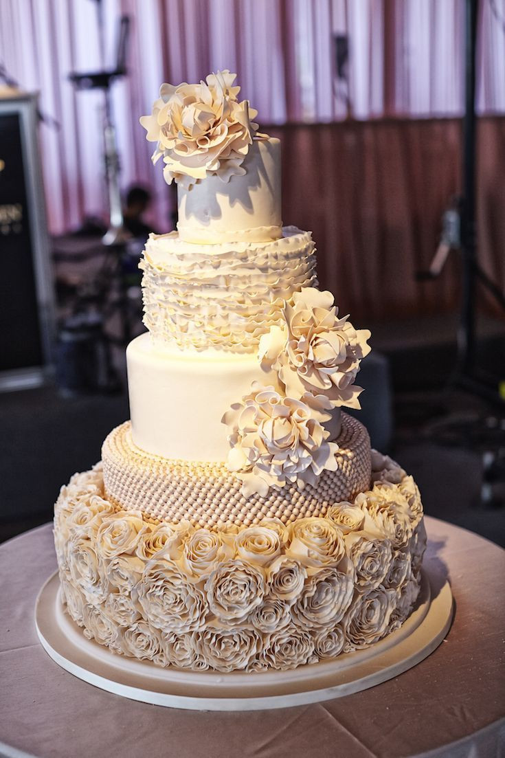 Wedding Cakes Elegant
 114 best Elegant Wedding Cakes images on Pinterest