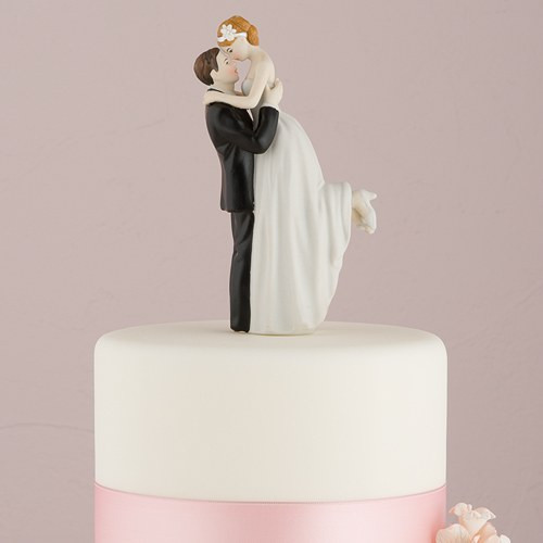 Wedding Cakes Figurines
 True Romance Couple Figurine Confetti