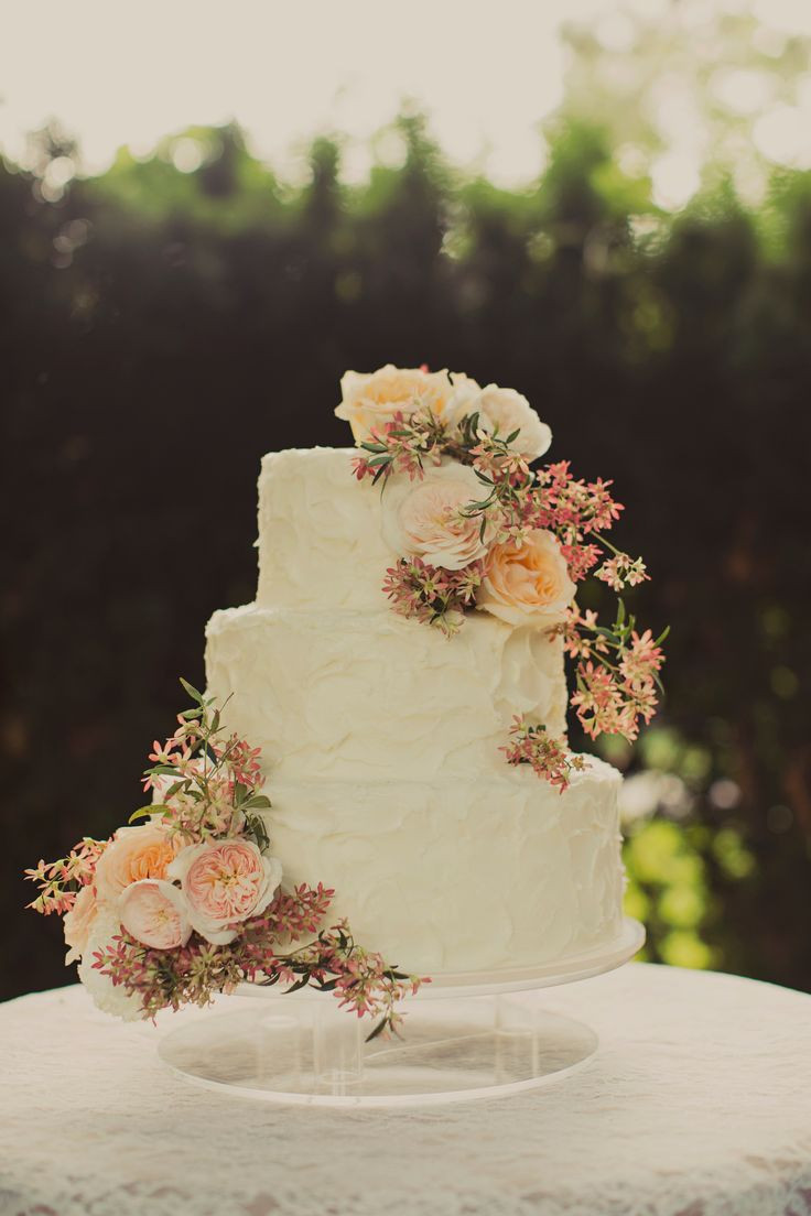 Wedding Cakes Flower
 Classic floral wedding cake Vow day