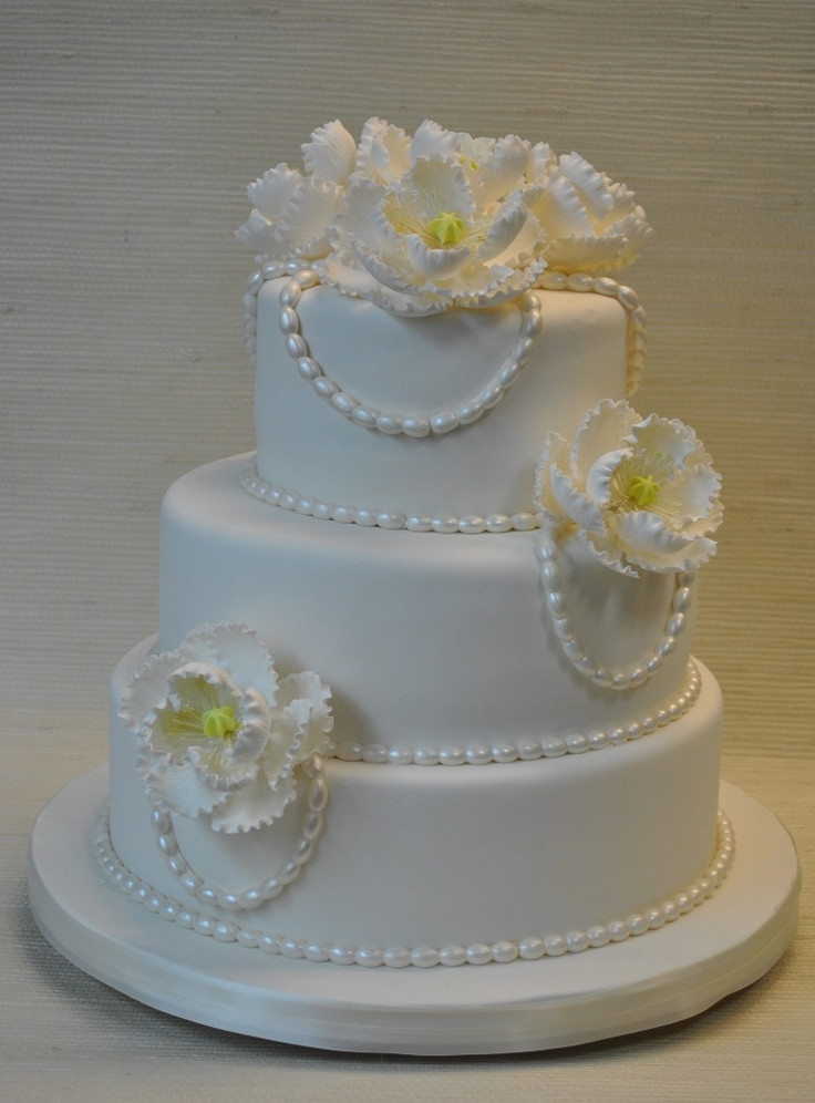 Wedding Cakes Fondant
 Wedding cake fondant flowers idea in 2017