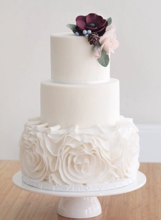 Wedding Cakes Fondant
 25 best ideas about Fondant wedding cakes on Pinterest