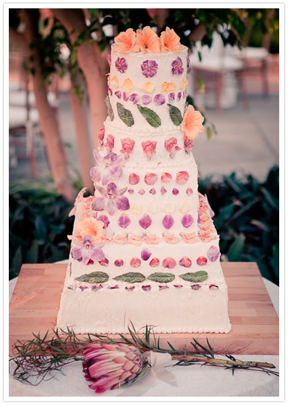 Wedding Cakes For 100 Guests
 Wedding cake for 100 people idea in 2017