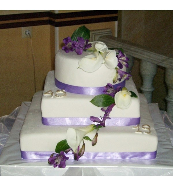 Wedding Cakes For 200 Guests
 Wedding cake 047 Armenia Yerevan