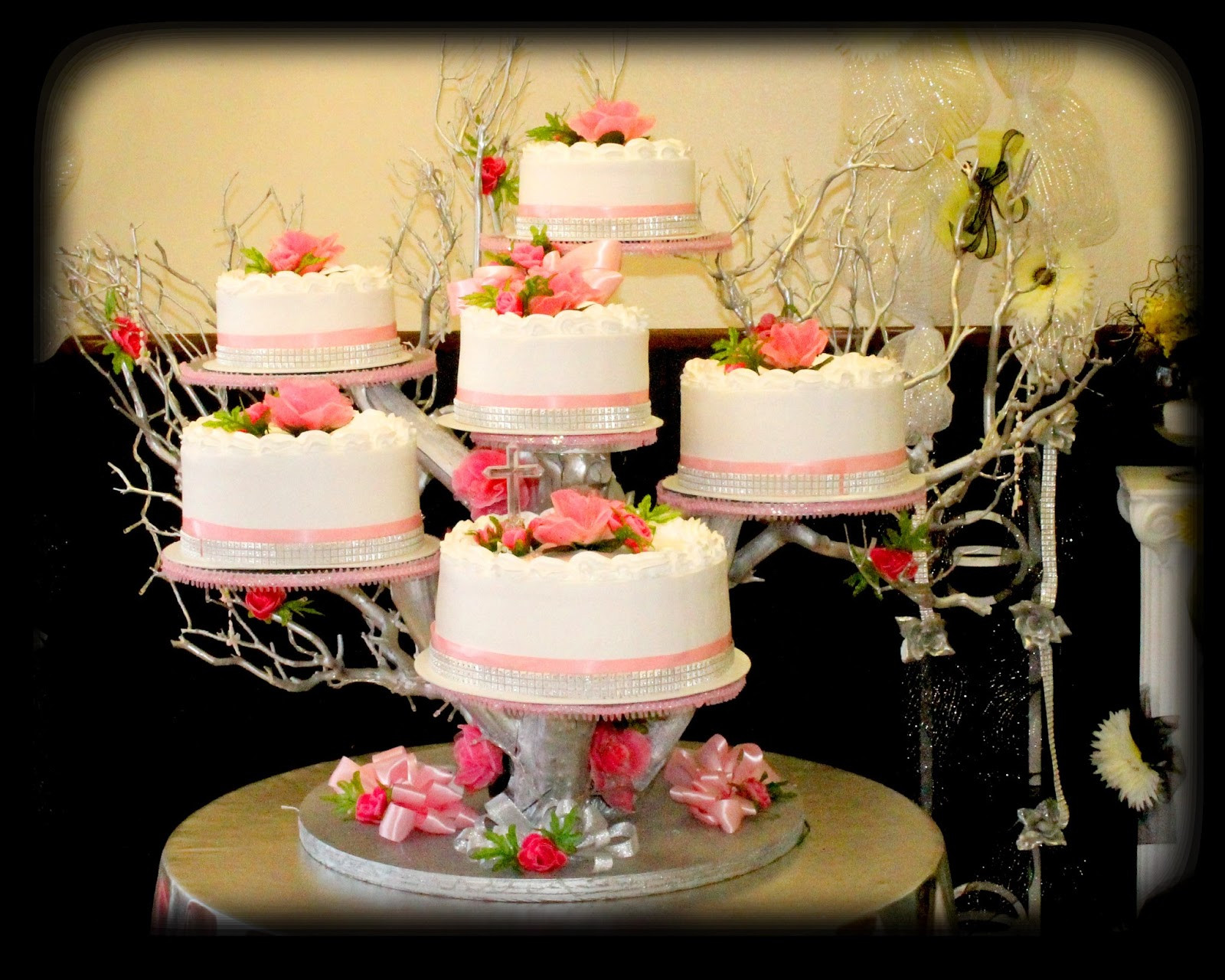 Wedding Cakes For Sale
 Wedding Cake Stand for Sale