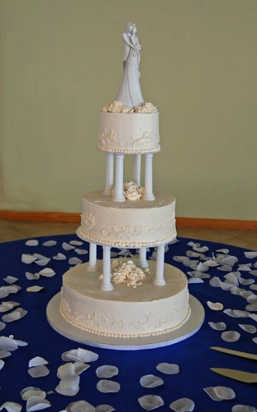 Wedding Cakes Fort Myers
 Weddingcake3tierwhiterosepetalpillar9 Fort