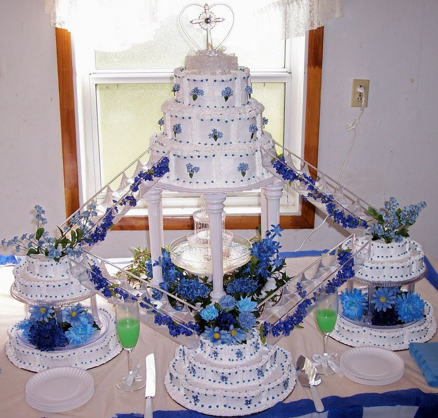 Wedding Cakes Fountain
 60 Unique Wedding Cakes Designs