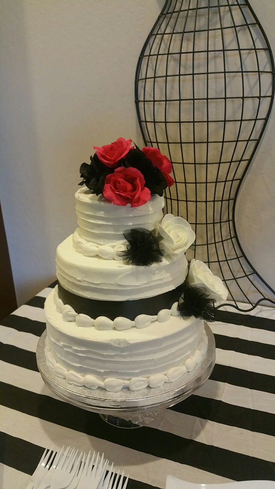 Wedding Cakes From Sam'S Club
 Sam s club 3 tier cake for only $65 I like the texture to