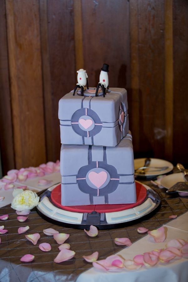 Wedding Cakes Games
 Video Game Portal 2 Wedding Cake