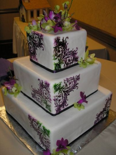 Wedding Cakes Green Bay
 Monzu Bakery & Custom Cakes Bistro Wedding Cake
