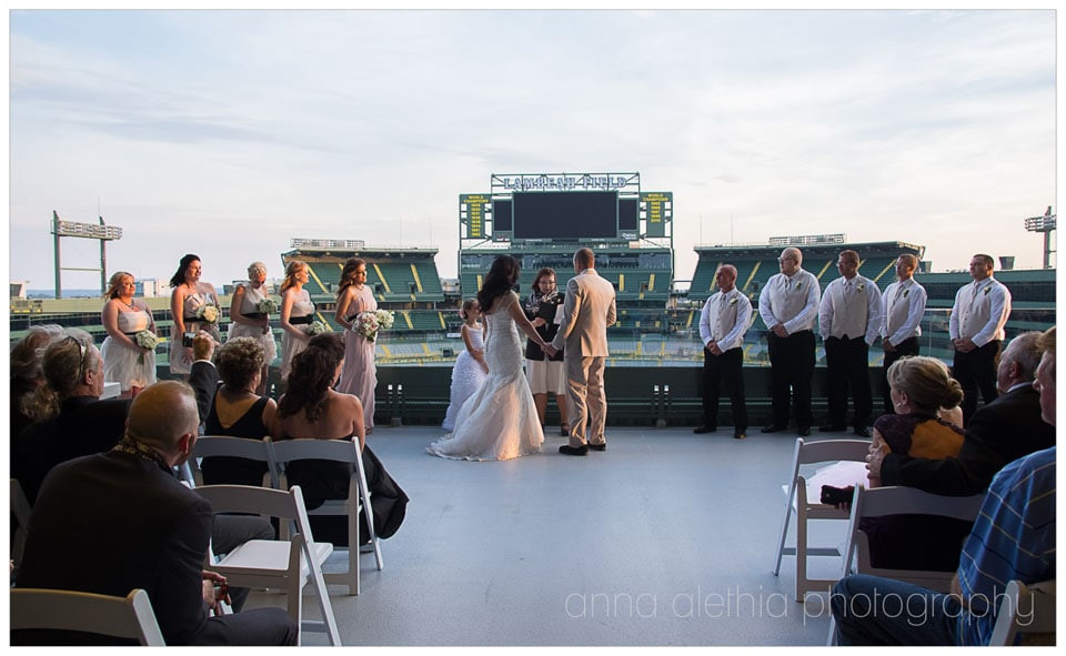 Wedding Cakes Green Bay Wi
 Green Bay WI Lambeau Field Wedding graphy