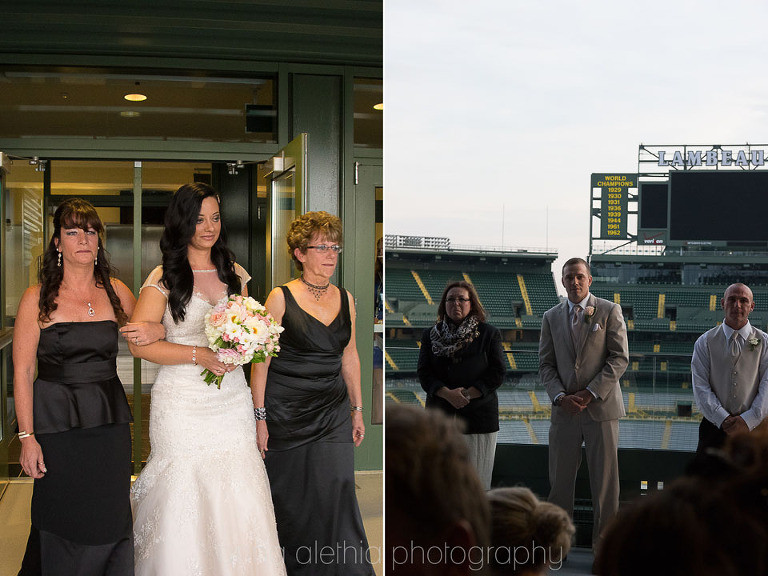 Wedding Cakes Green Bay Wi
 Green Bay WI Lambeau Field Wedding graphy