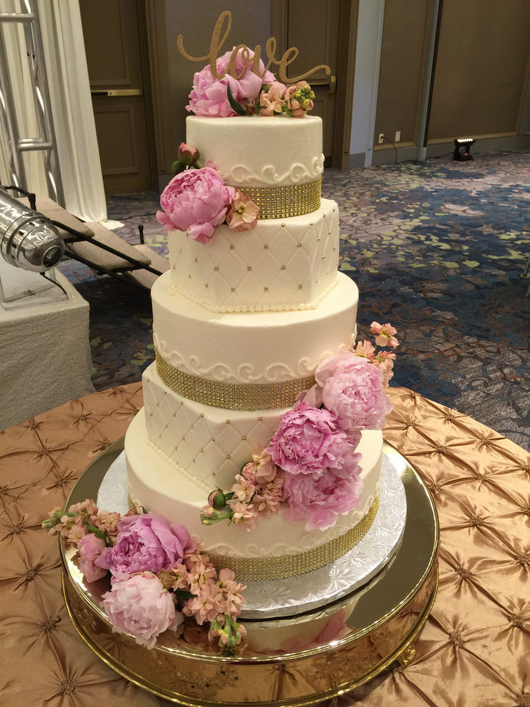 Wedding Cakes In Dallas Tx
 Wedding Cakes & Anniversary Cakes Dallas TX