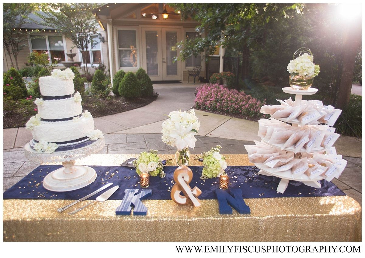 Wedding Cakes In Dallas Tx
 Wedding Cakes Dallas Tx New Wedding at Sanford House In