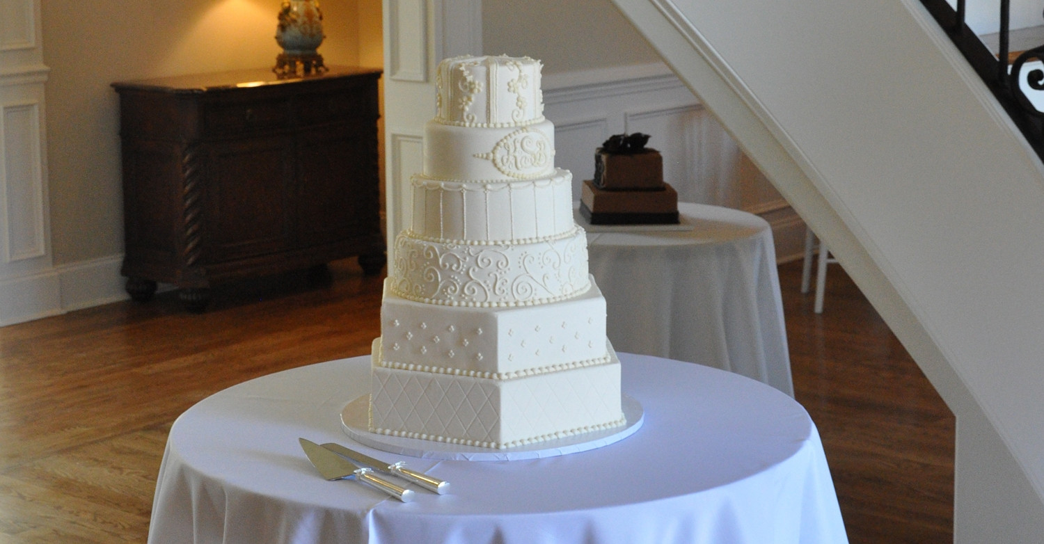 Wedding Cakes In Memphis Tn
 Frost Bake Shop