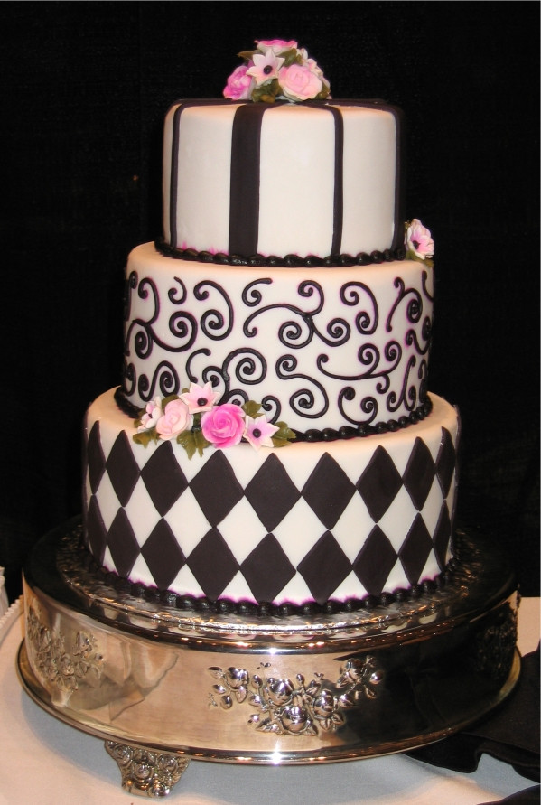 Wedding Cakes In Orlando
 Wedding Cakes Specialty Cakes and Groom s Cakes For