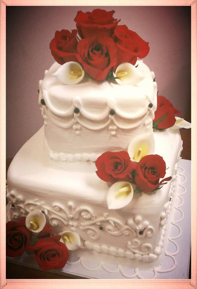 Wedding Cakes In Pigeon Forge Tn
 Smoky Mountain Cakes Weddings Romance in Sevierville TN