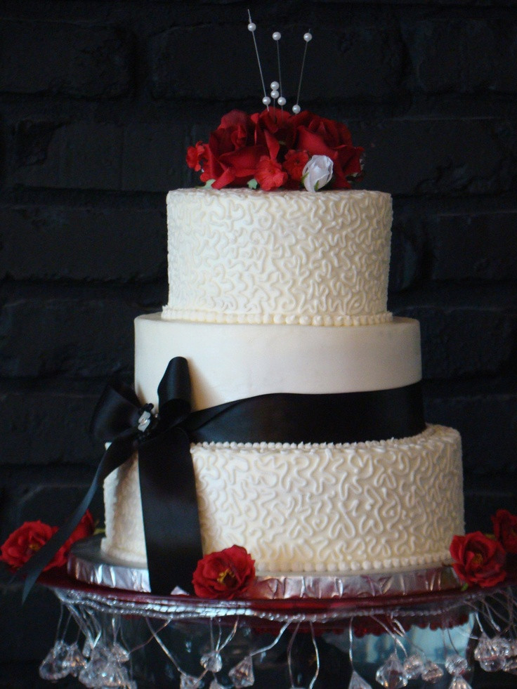 Wedding Cakes In Pigeon Forge Tn
 Also from Cakes by Bakin Bishop in Pigeon Forge TN