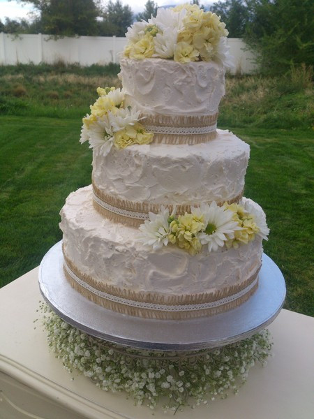 Wedding Cakes In Utah
 Awesome Wedding Cakes Cheap Mapleton UT Wedding Cake