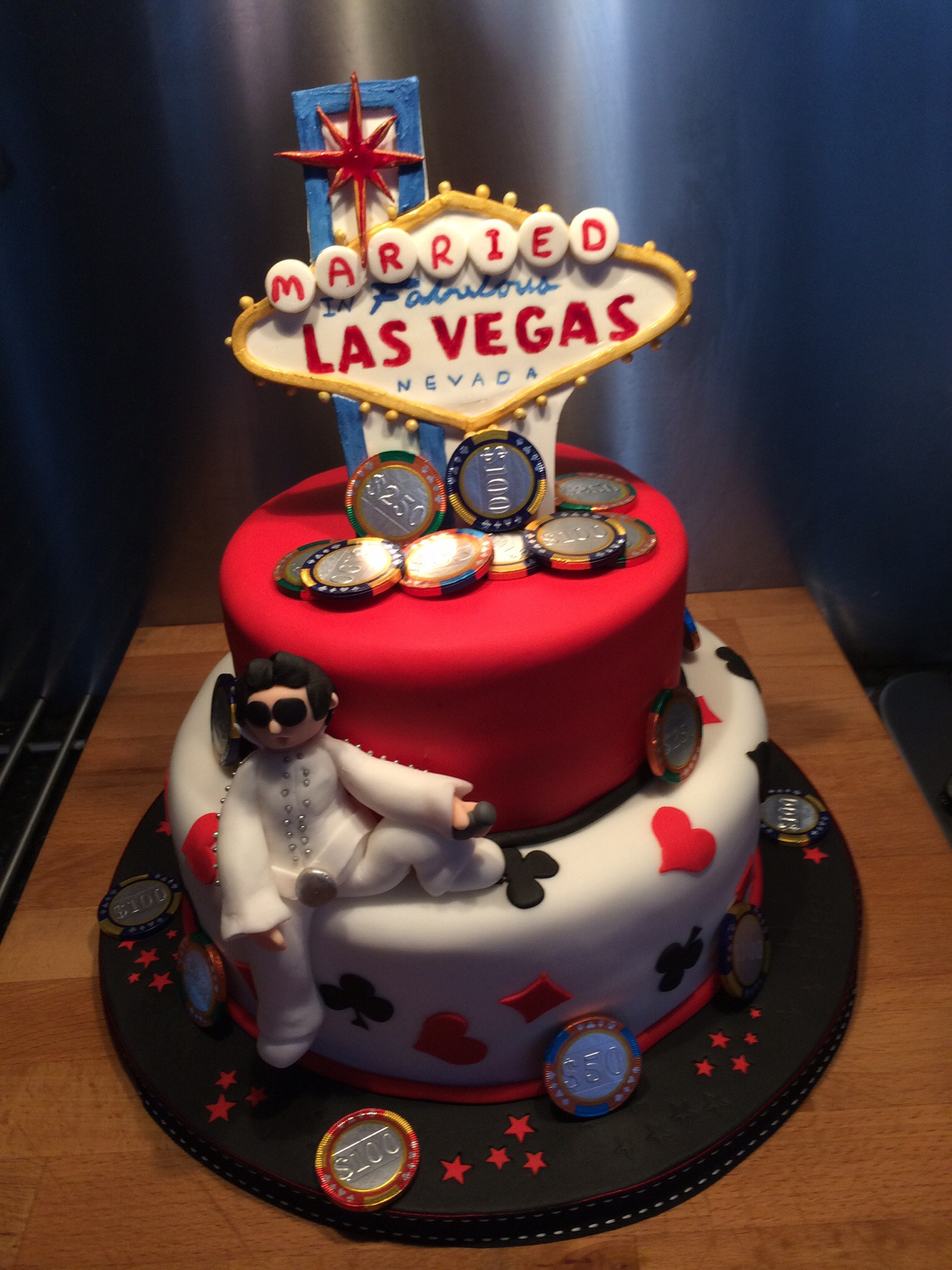 Wedding Cakes In Vegas
 Las vegas wedding cakes idea in 2017