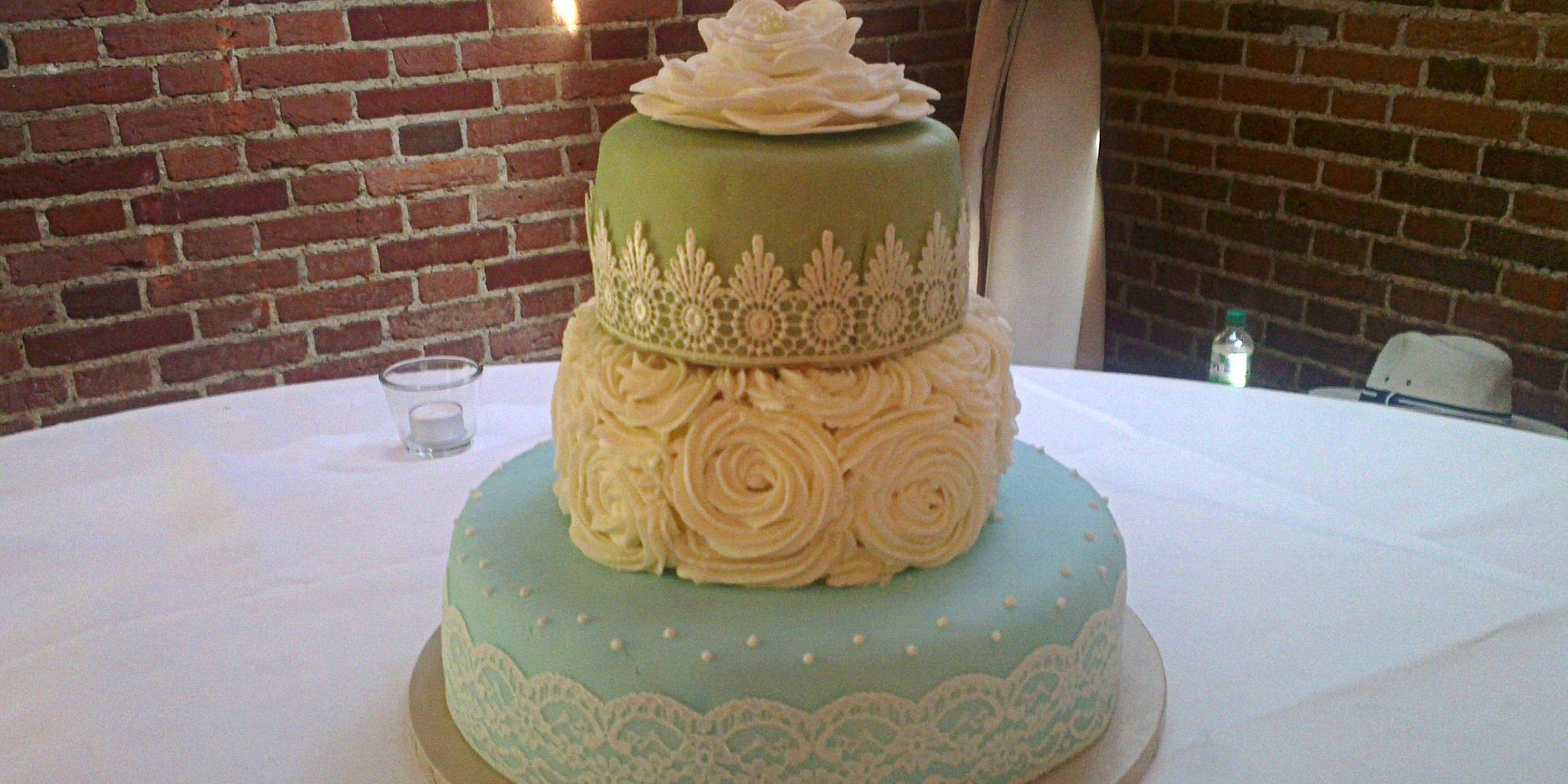 Wedding Cakes Ingredients
 18 Wedding Cakes That Prove Love Is The Best Ingre nt