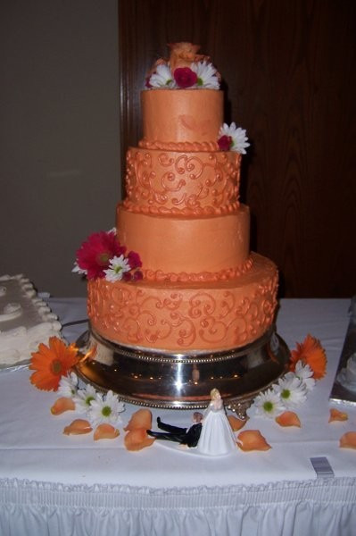 Wedding Cakes Iowa City
 Cunningham Confectionary Wedding Cake Iowa Cedar