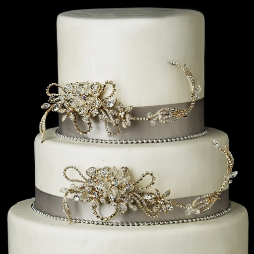 Wedding Cakes Jewelry
 Wedding cake jewelry idea in 2017
