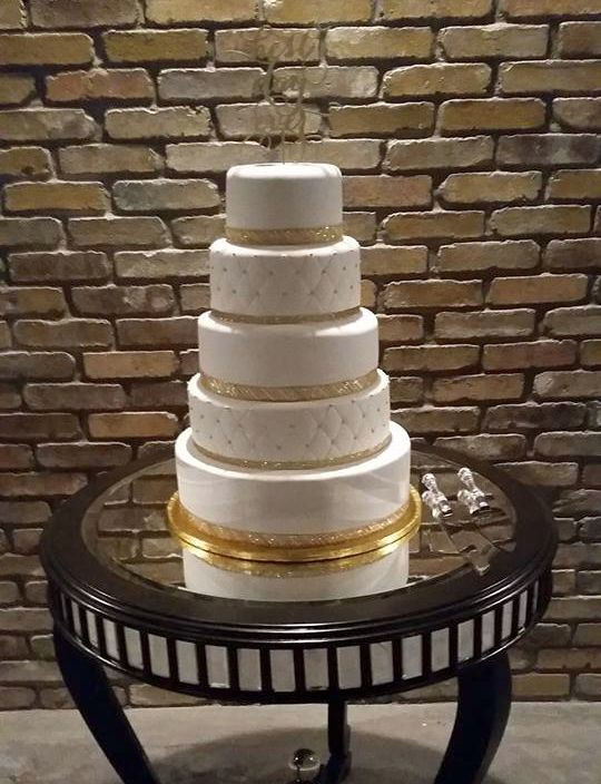 Wedding Cakes Joplin Mo
 Wedding Cake Smallcakes of Joplin MO