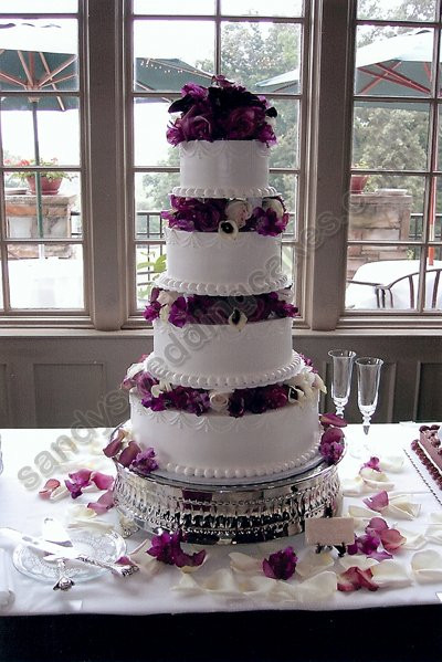 Wedding Cakes Knoxville
 Sandy s Cakes Wedding Cake Knoxville TN WeddingWire