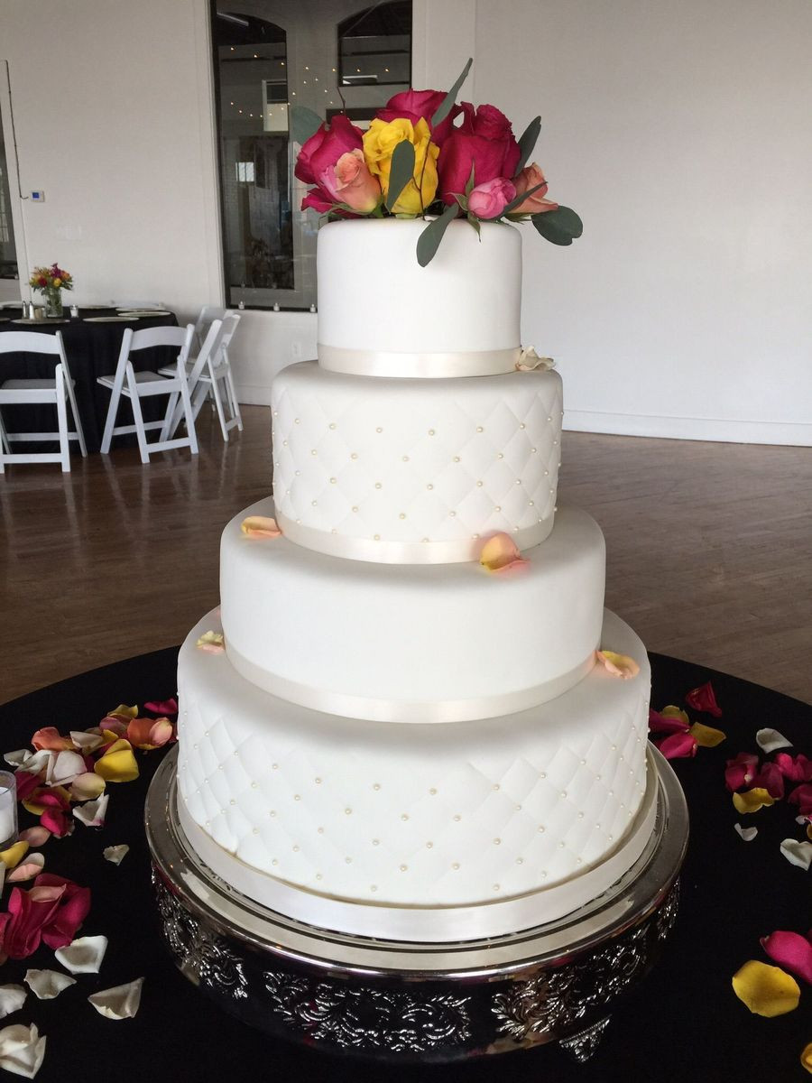 Wedding Cakes Lexington Ky
 Lady A Cakes Wedding Cake Louisville KY WeddingWire