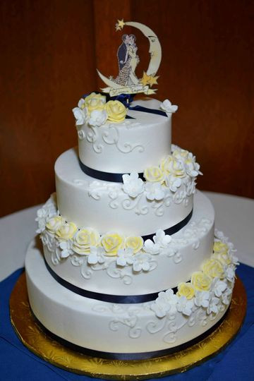 Wedding Cakes Ma
 Royal Icings Wedding Cake Westfield MA WeddingWire