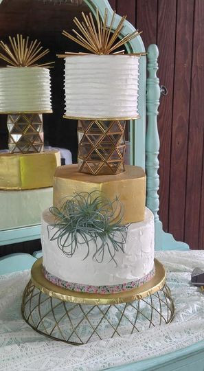 Wedding Cakes Maine
 A Beautiful Maine Wedding Cake All Occasion Cakes