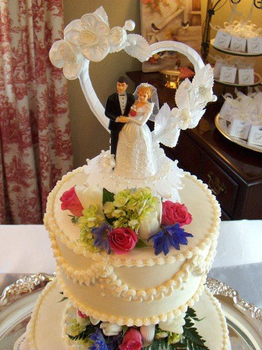 Wedding Cakes Maui
 for Hawaiian Cakesations Maui Wedding Cake in
