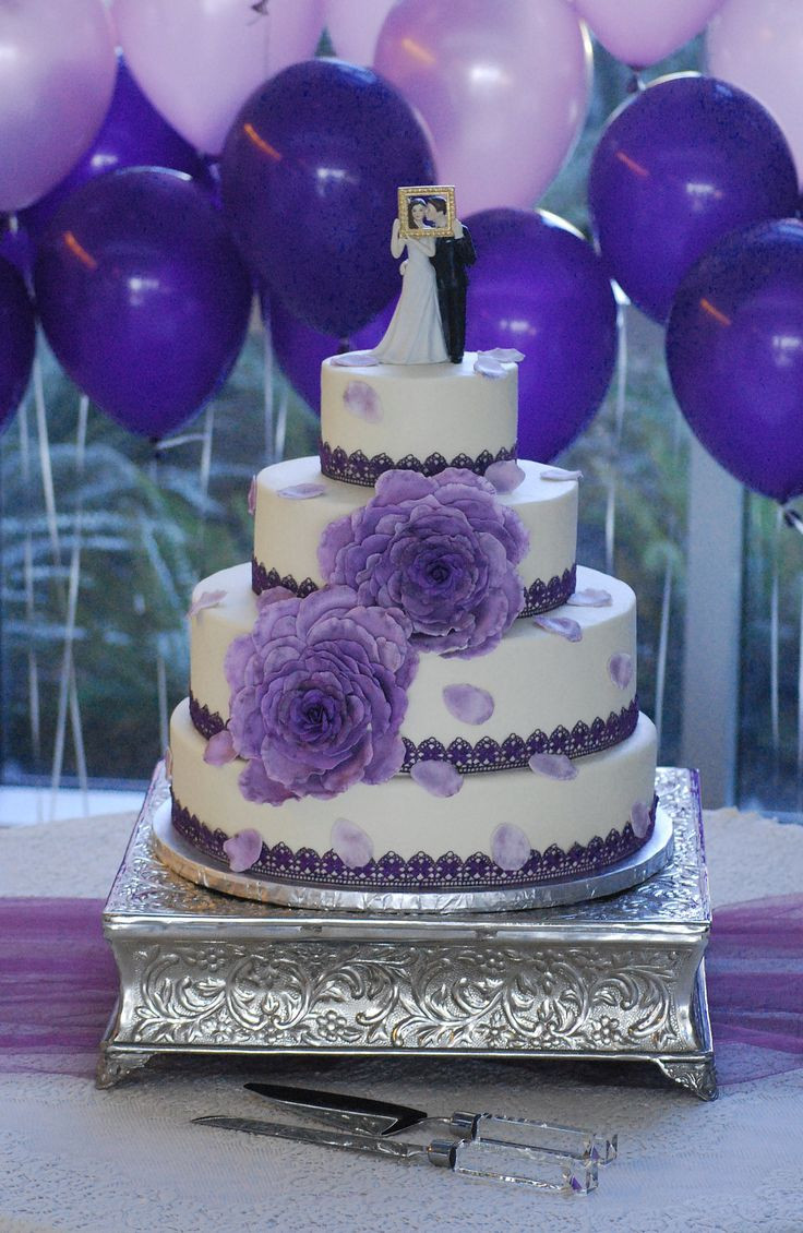 Wedding Cakes Medford Oregon
 176 best Wedding and Anniversary Cakes images on Pinterest