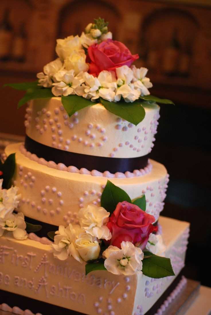 Wedding Cakes Medford Oregon
 177 best Wedding and Anniversary Cakes images on Pinterest