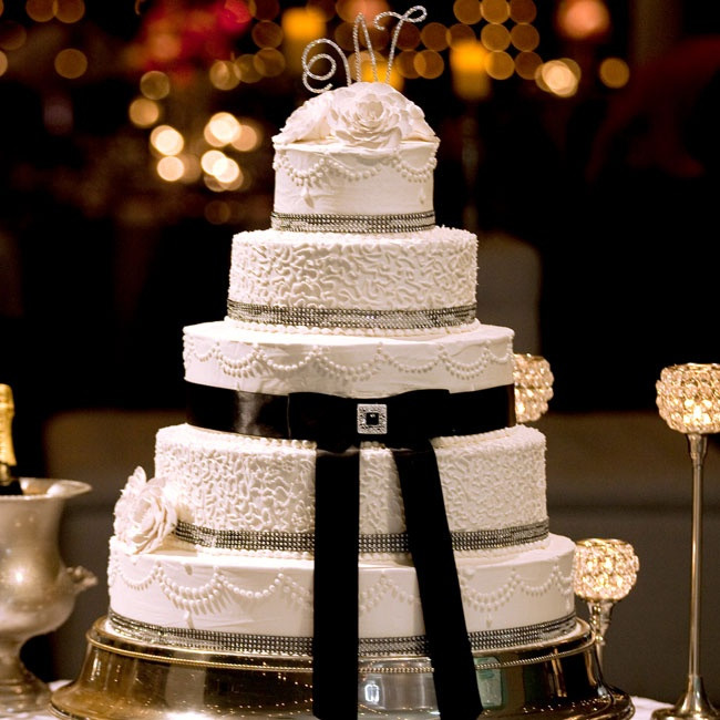 Wedding Cakes Mobile Al
 The buttercream cake was five tiers and decorated with