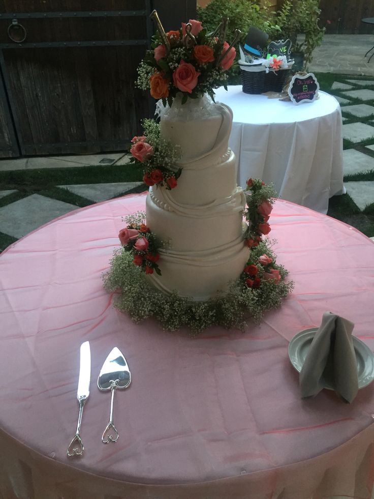 Wedding Cakes Modesto Ca
 79 best Weddings at Vintage Gardens images on Pinterest