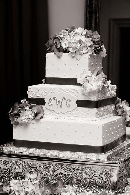 Wedding Cakes Monogram
 Square Wedding Cakes
