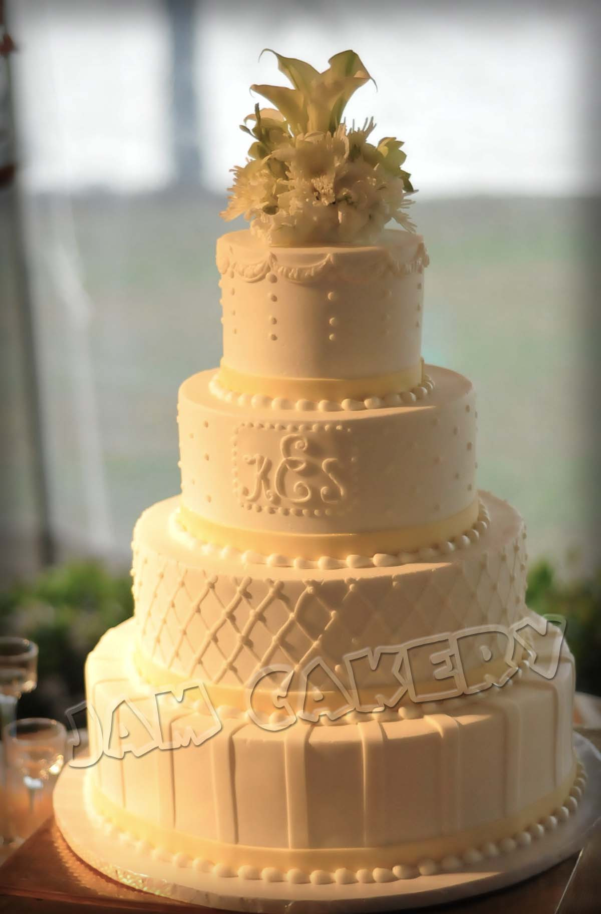Wedding Cakes Monogram
 bination design monogram wedding cake J A M Cakery