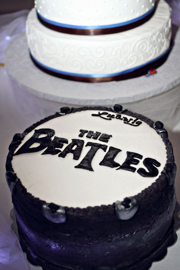 Wedding Cakes Northern Ky
 164 Best images about BEATLES CAKES on Pinterest