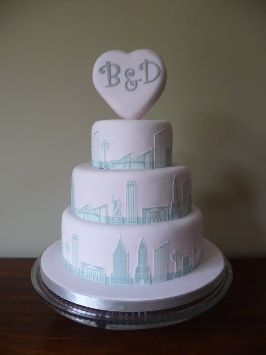 Wedding Cakes Nyc
 New York Skyline Wedding Cake Cake by Susan Stevenson