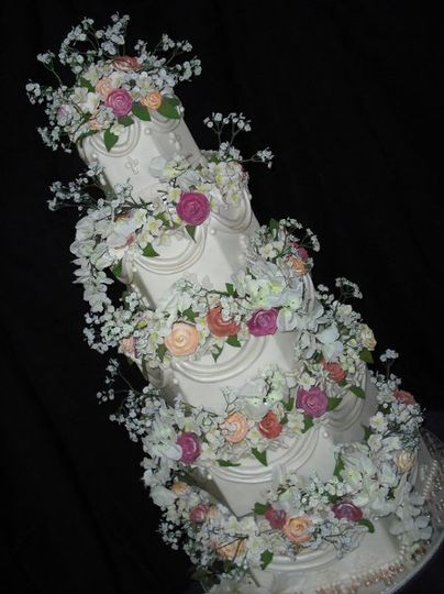 Wedding Cakes Peoria Il
 Outrageous Cakes Wedding Cake Peoria AZ WeddingWire