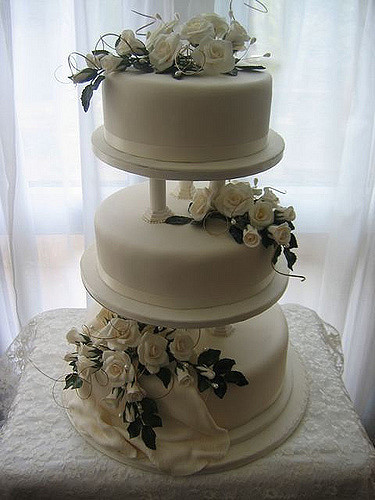 Wedding Cakes Pillars
 Wedding cake 33